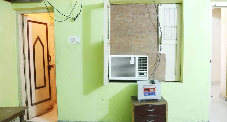 Hotel Neel Top, Jammu 4